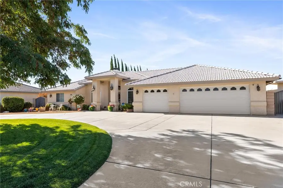 17252 Danbury, Hesperia, CA 92345 - Image #3