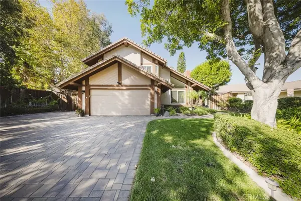 813 Avenida Loma, San Dimas, CA 91773