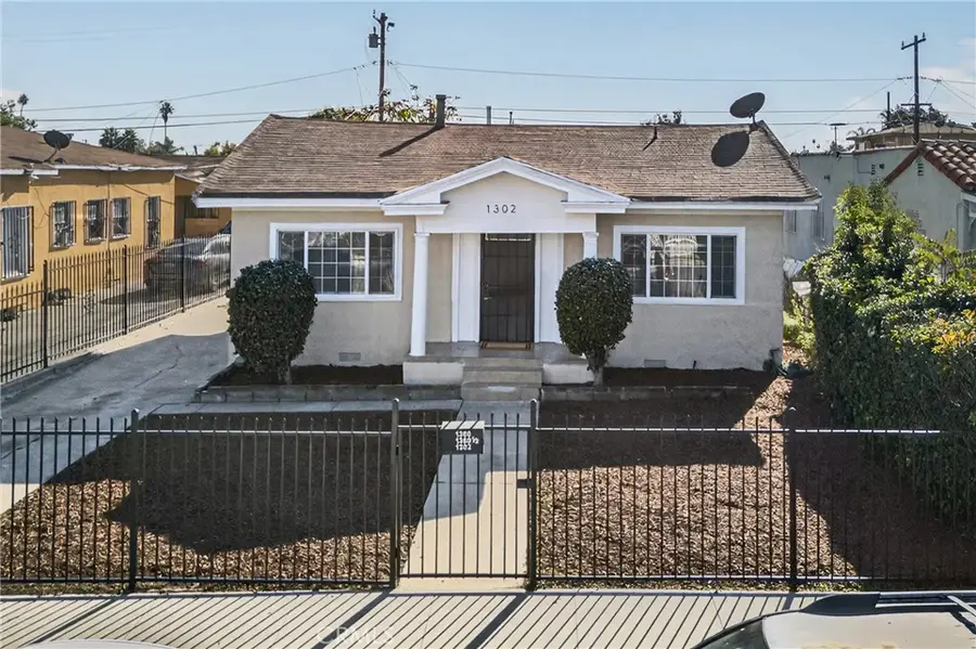 1300 W 90th Street, Los Angeles, CA 90044 - Image #2