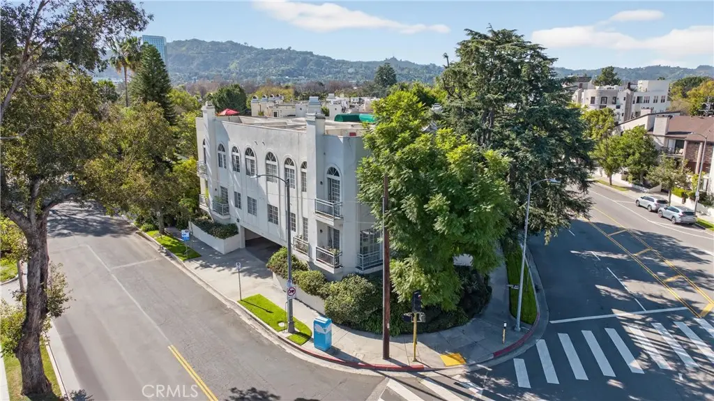 4464 Moorpark #104, Toluca Lake, CA 91602 - #1