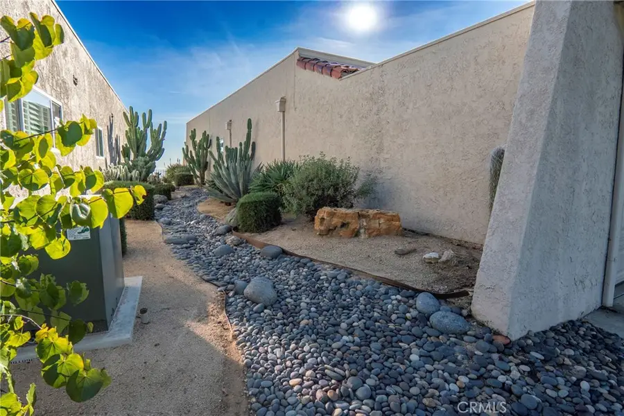 880 W Highpoint, Claremont, CA 91711 - Image #3