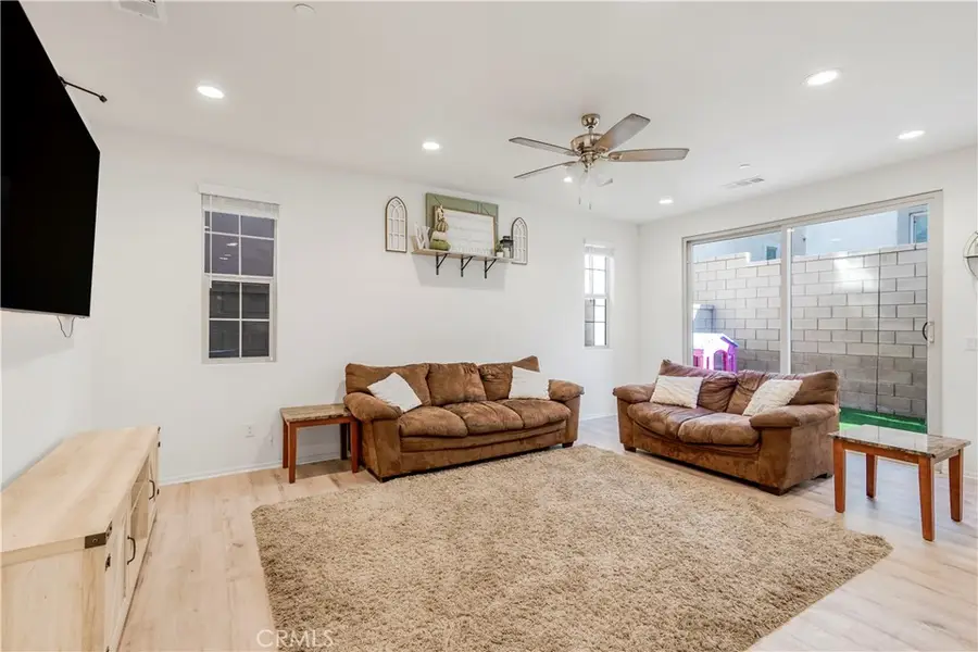 5313 Teramo, Fontana, CA 92336 - Image #3