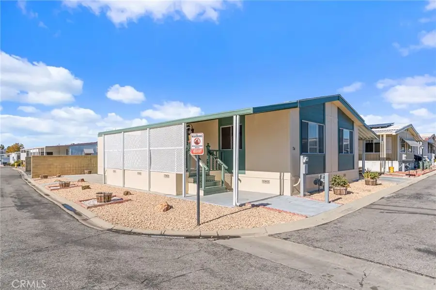 1895 W Devonshire Avenue #74, Hemet, CA 92545 - Image #3