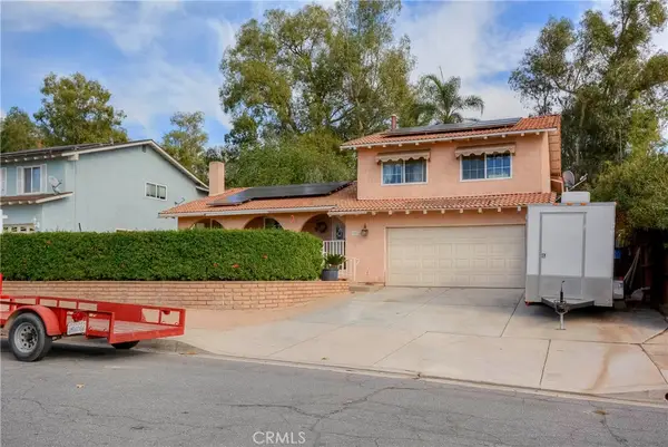 2535 Mercedes, Highland, CA 92346