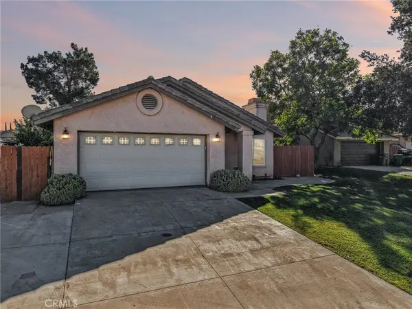 10374 Crossing Green, Moreno Valley, CA 92557