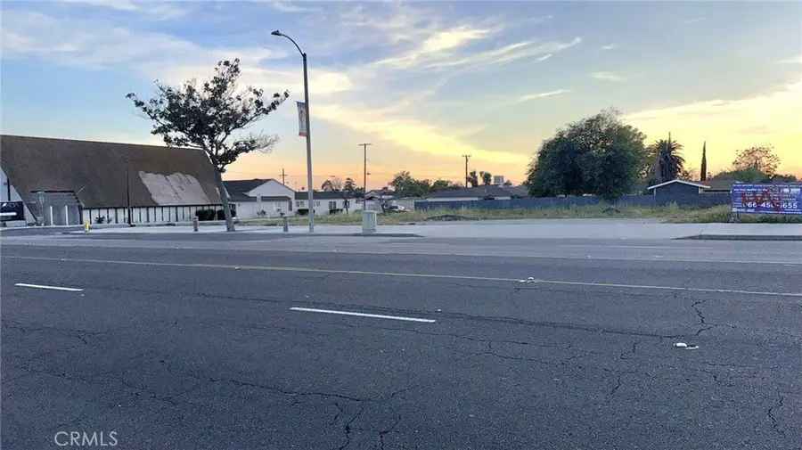 9098 Sierra Avenue, Fontana, CA 92335 - Image #2