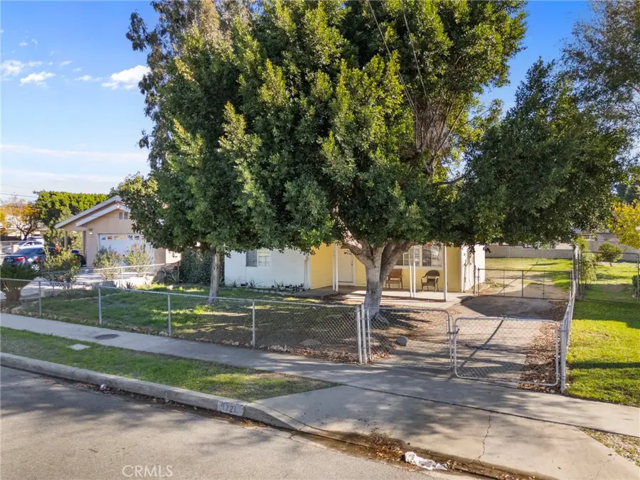 9721 Juniper, Fontana, CA 92335 - Image #3