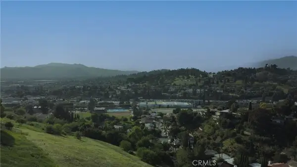 3724 N Barryknoll Drive N, Los Angeles, CA 90065