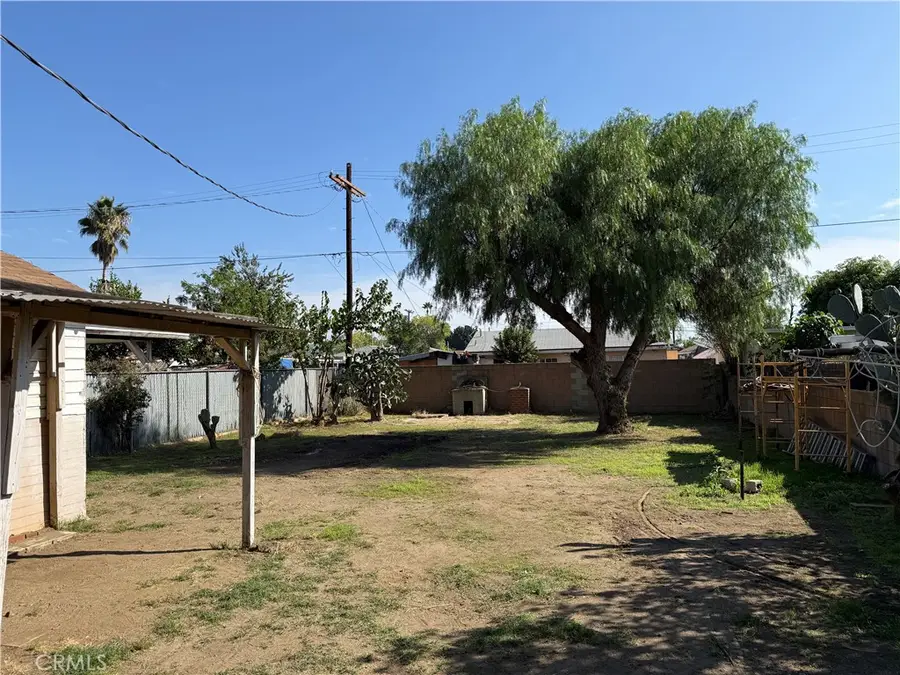 13600 Daventry, Pacoima, CA 91331 - #2