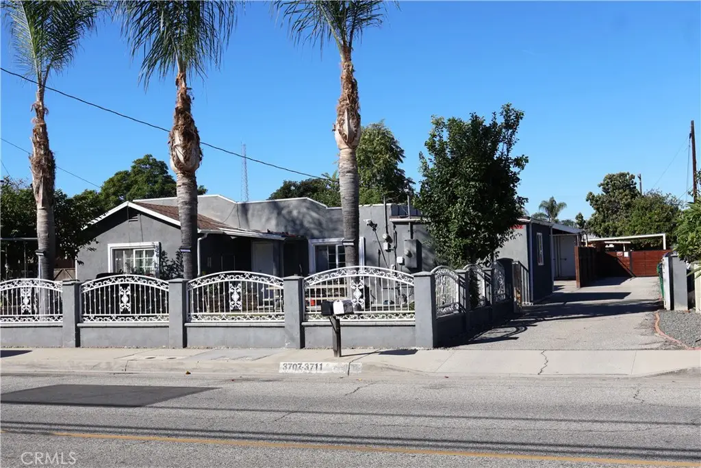 3707 Vineland Avenue, Baldwin Park, CA 91706 - #1