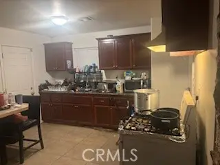 618 Bates Avenue, Bakersfield, CA 93307 - #3