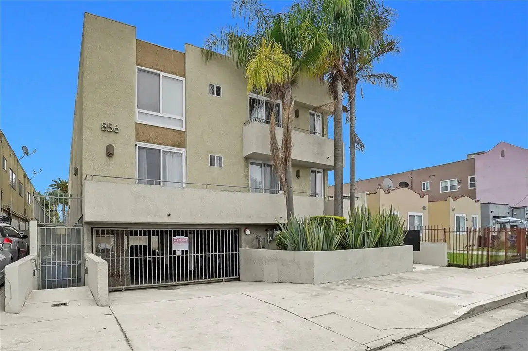 856 N Van Ness Avenue #3, Los Angeles, CA 90038 - #1