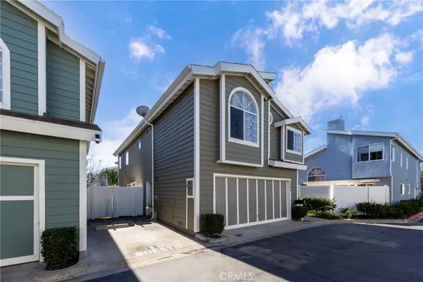 15034 Romero, North Hills, CA 91343