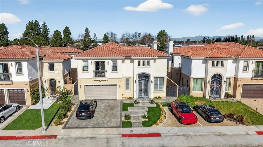 10421 Saint Anna Place, Fountain Valley, CA 92708 - Image #3
