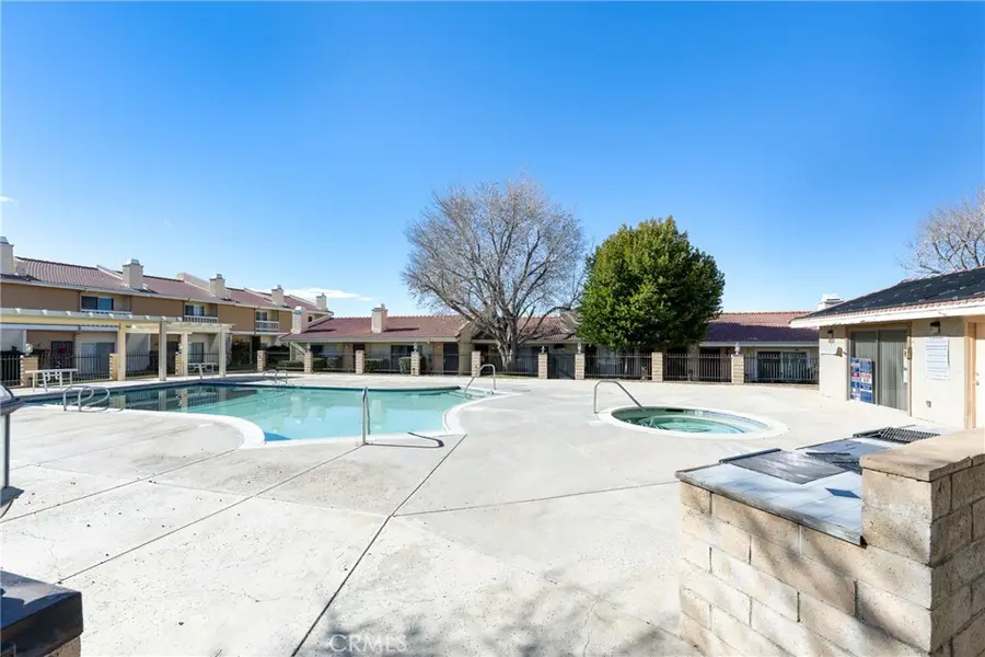 16465 Green Tree, Victorville, CA 92395 - #3