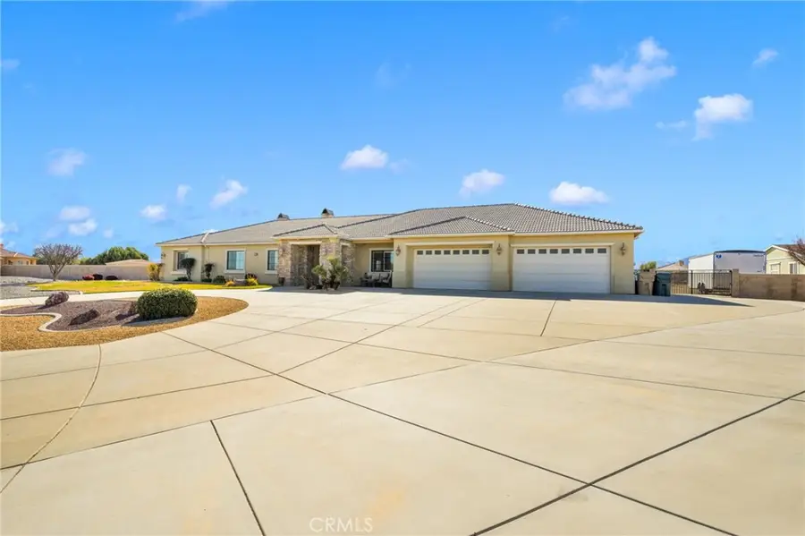 11885 Lamplighter, Oak Hills, CA 92344 - #2