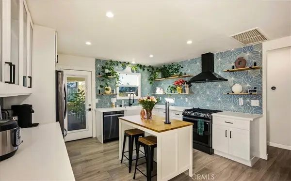 1395 Sunset, Pasadena, CA 91103