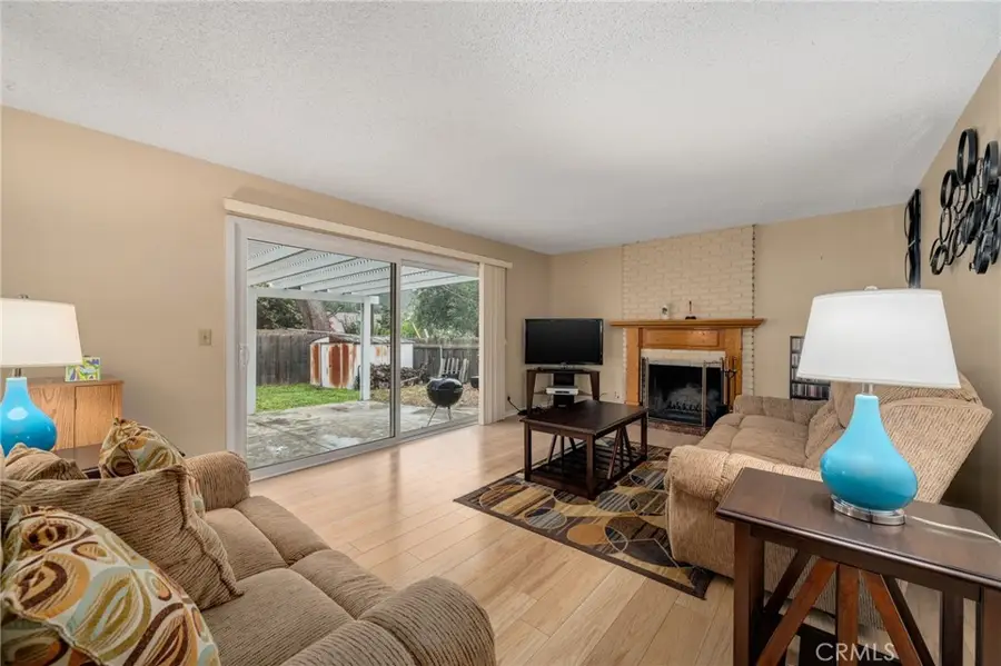 446 E Grove, Pomona, CA 91767 - Image #3