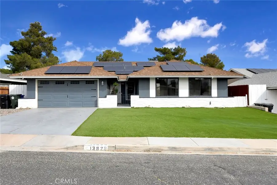 13928 Burning Tree, Victorville, CA 92395 - Image #2