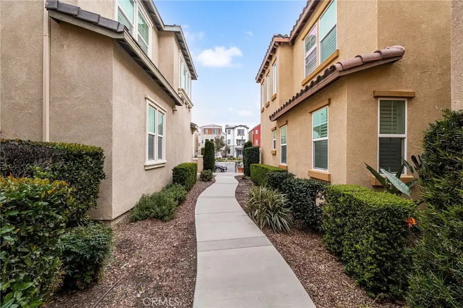 6064 Snapdragon, Eastvale, CA 92880 - #3