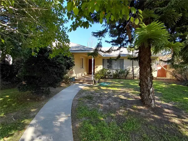 3908 Elm Avenue, Long Beach, CA 90807