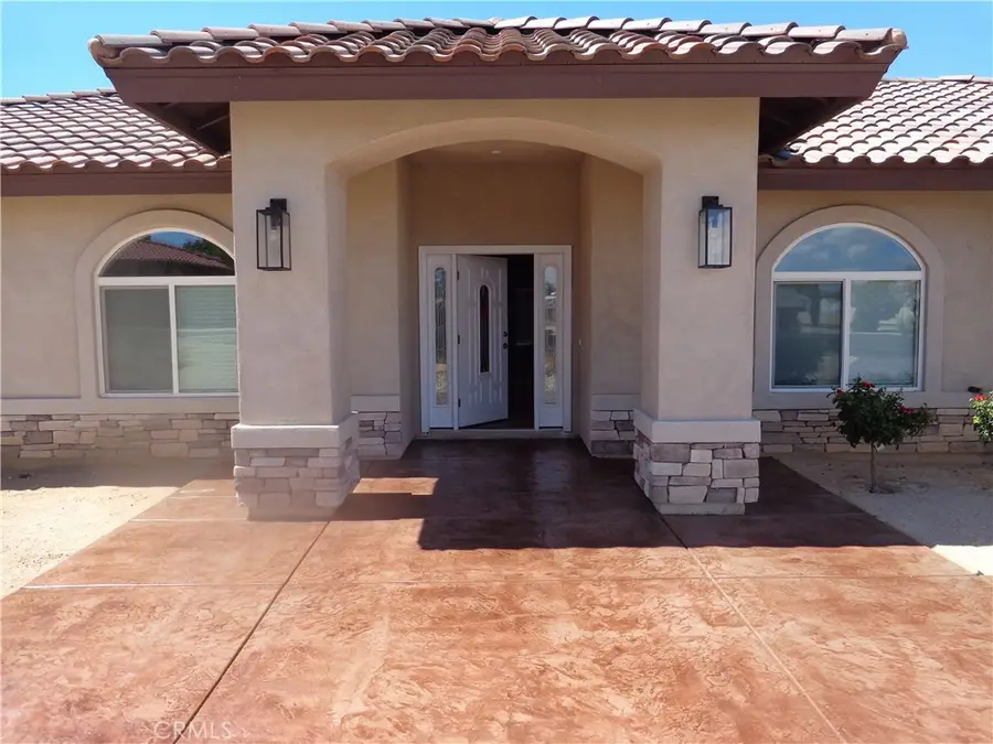 18255 Winnetka Road, Apple Valley, CA 92307 - #3