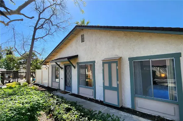 820 E Silver Maple, Azusa, CA 91702