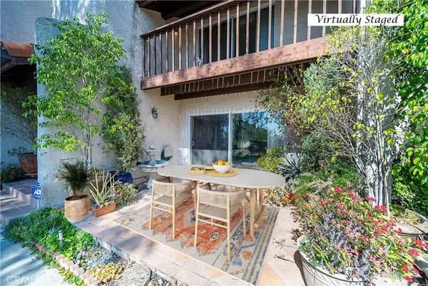 9512 Via Venezia, Burbank, CA 91504