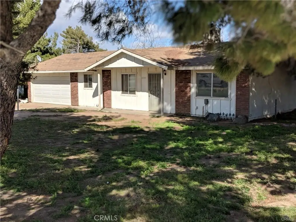 10703 Banning, Hesperia, CA 92345 - #1