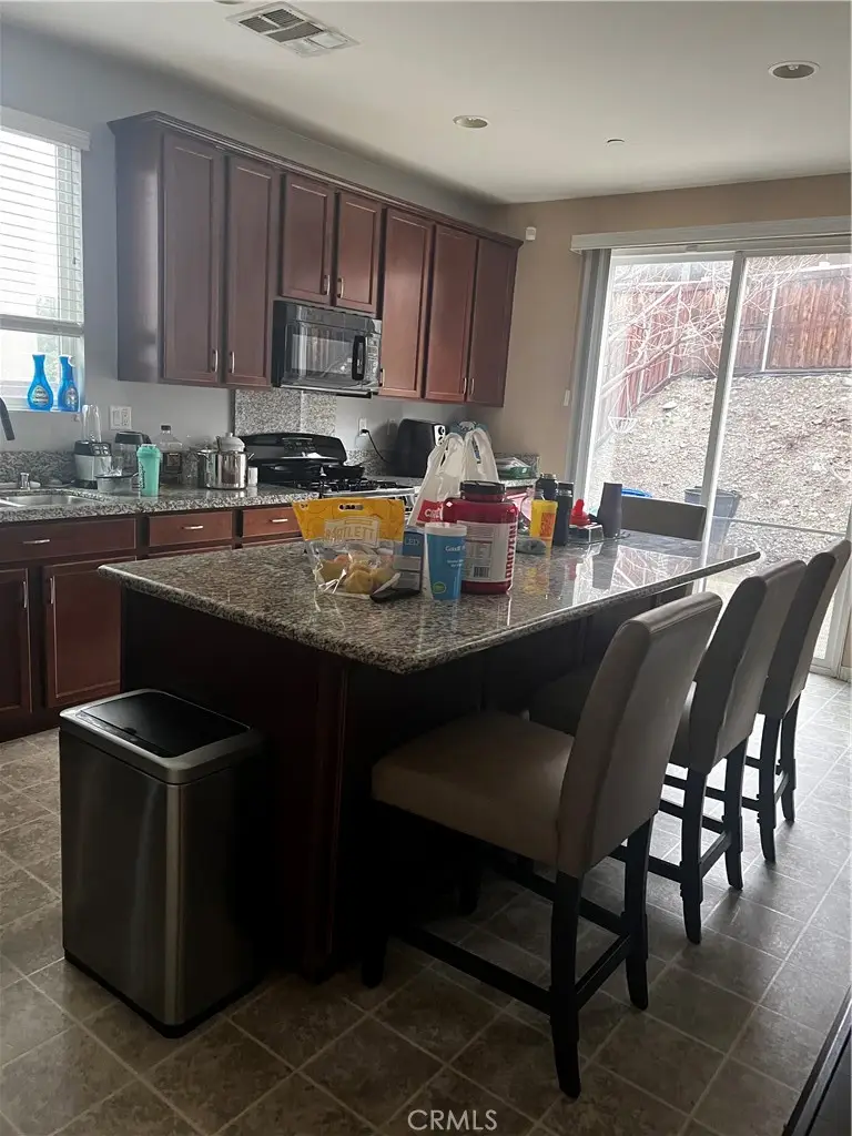 18394 Damiana, San Bernardino, CA 92407 - #3