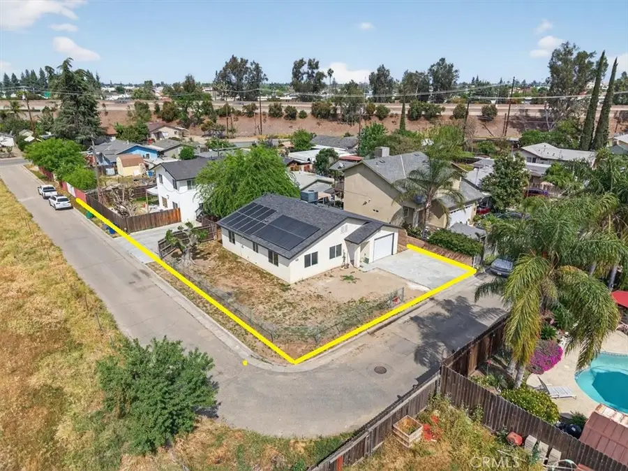 2546 Evergreen, Selma, CA 93662 - #3