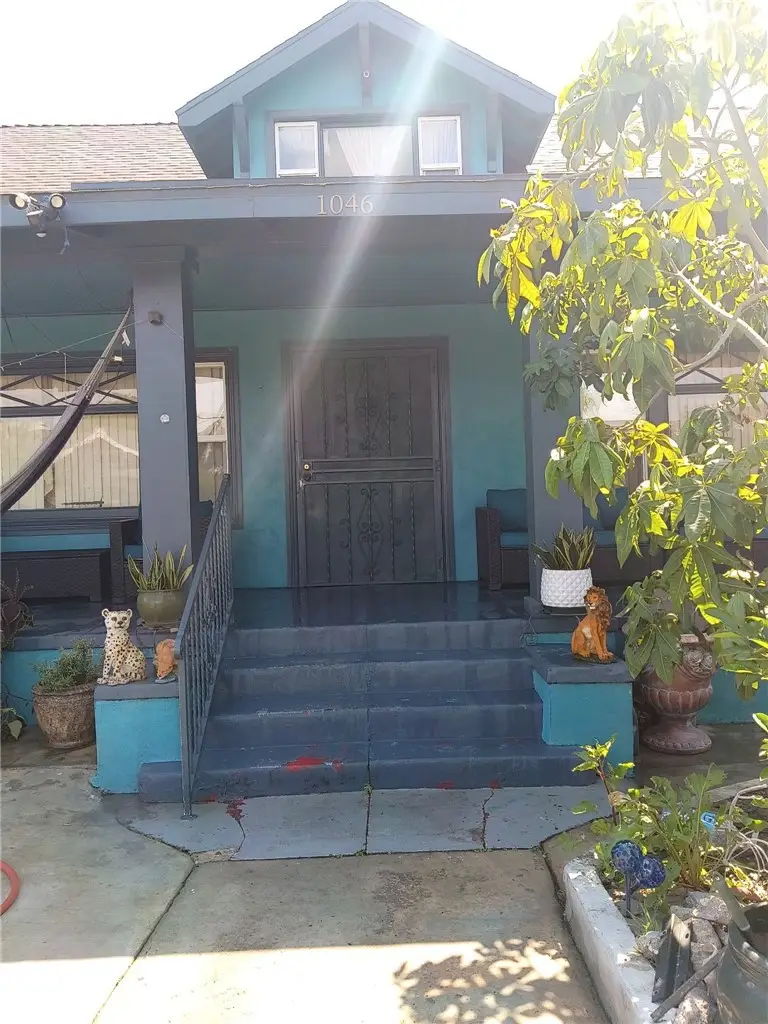 1046 W 49th, Los Angeles, CA 90037 - #3
