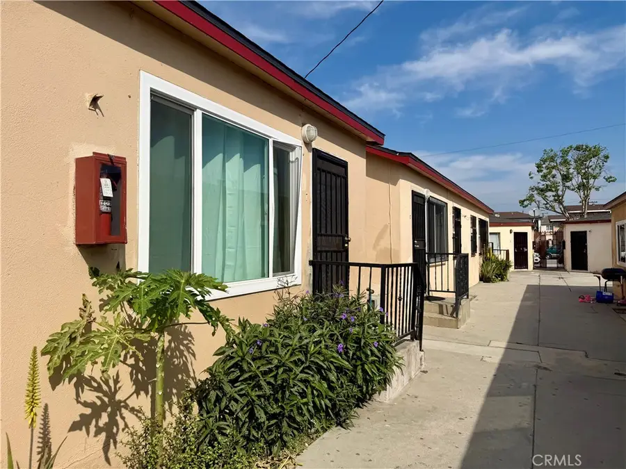 4244 E Compton, Compton, CA 90221 - #3