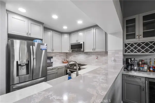 4900 N Grand #210, Covina, CA 91724