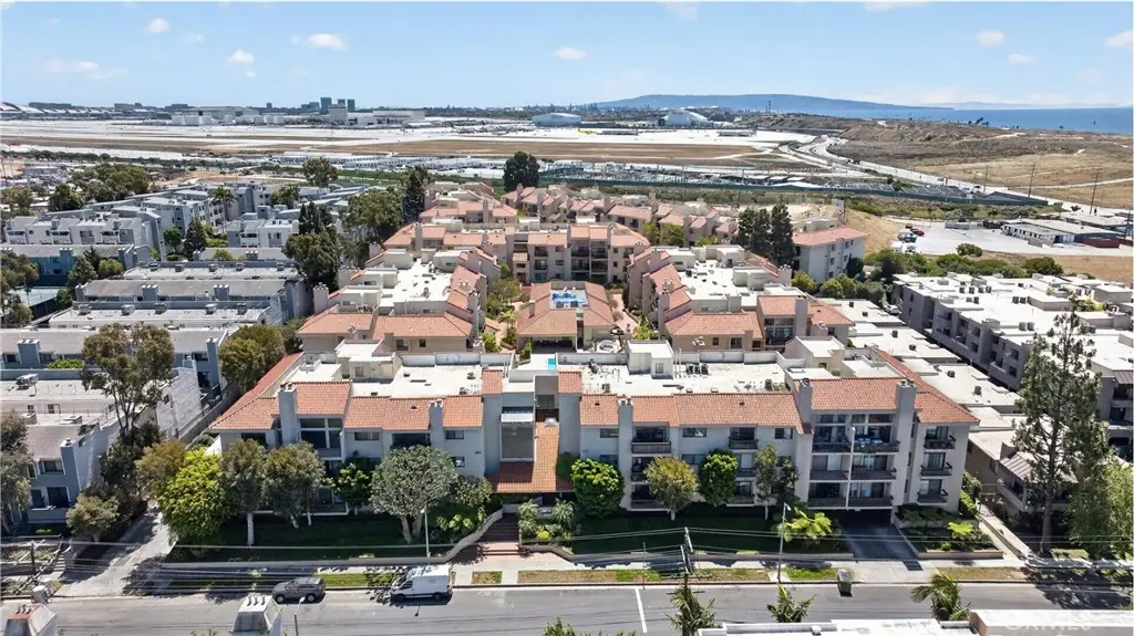 8180 Manitoba, Playa Del Rey, CA 90293 - #1