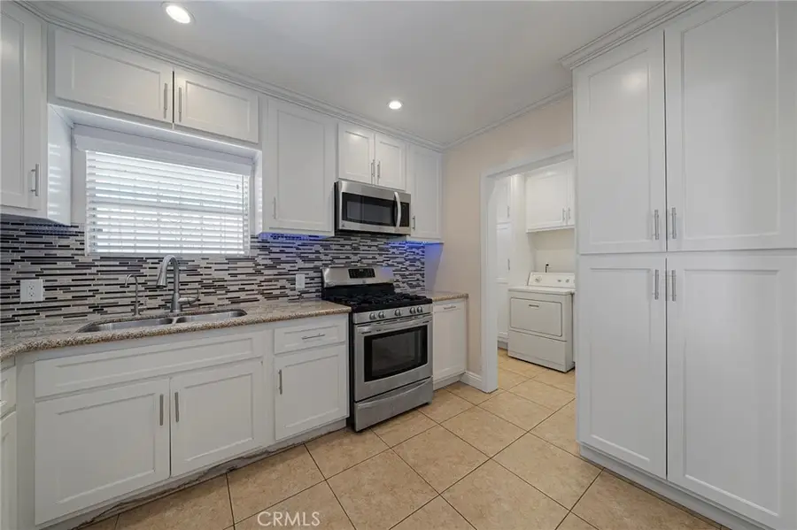 753 W 104th Street, Los Angeles, CA 90044 - #3