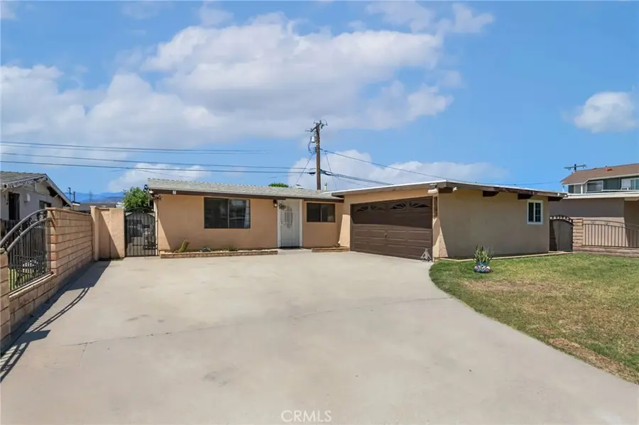 233 W Bygrove Street, Covina, CA 91722 - #2