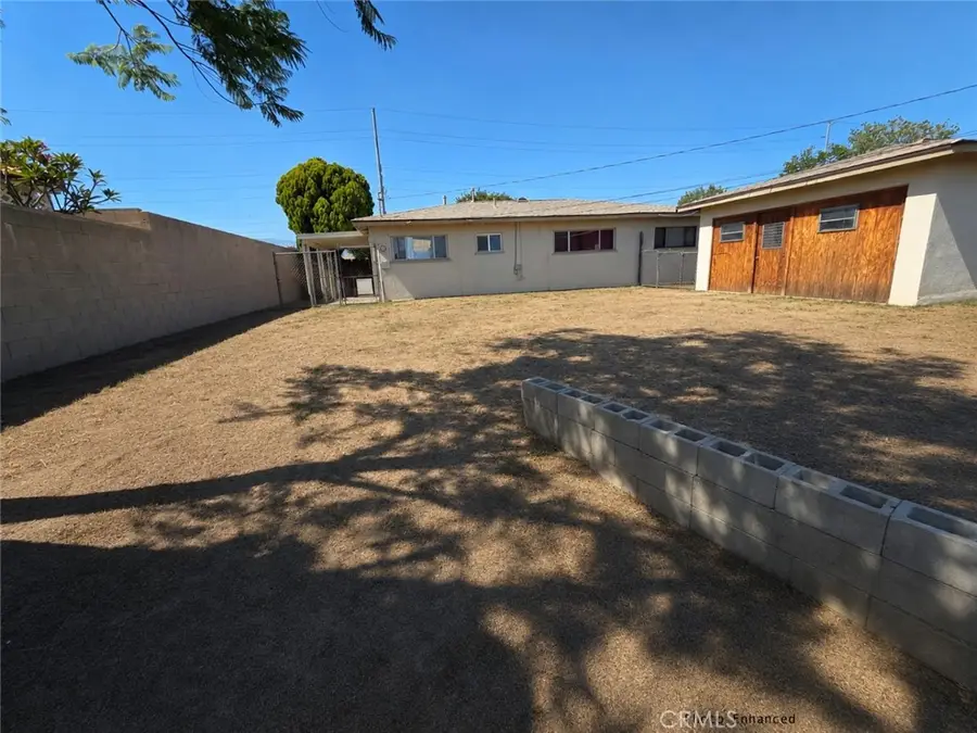 15805 San Bernardino, Fontana, CA 92335 - #2
