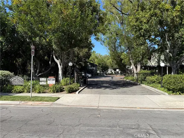 586 N Orange Grove, Pasadena, CA 91103