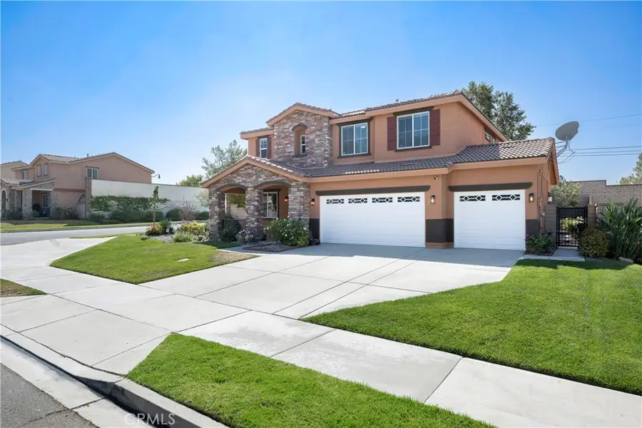 15415 Petunia, Fontana, CA 92336 - #3