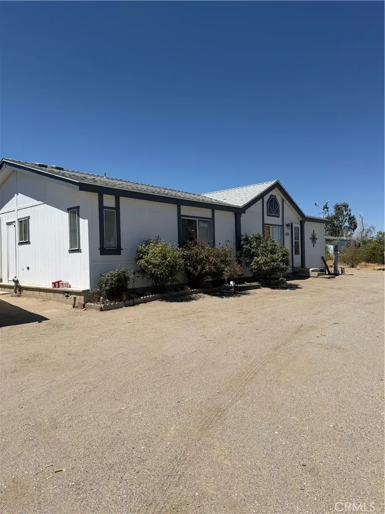 4821 Blue Grass, Phelan, CA 92371 - #2