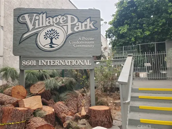 8601 International #166, Canoga Park, CA 91304