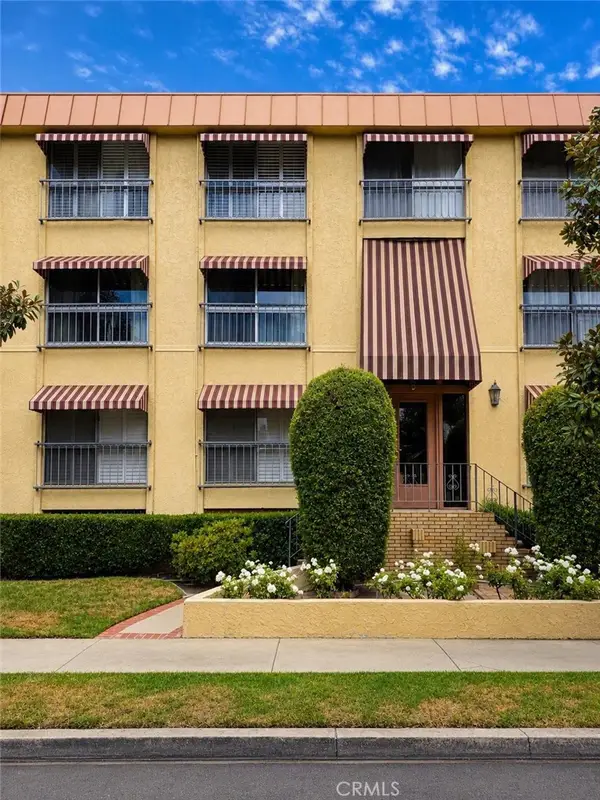 11507 Moorpark, Los Angeles, CA 91602