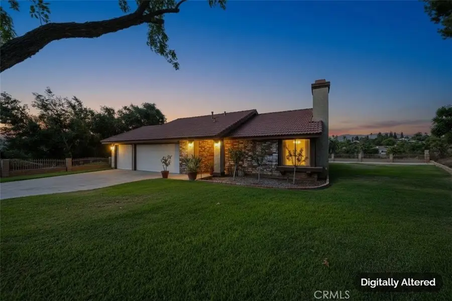 6304 Glen Aire Avenue, Riverside, CA 92506 - #2