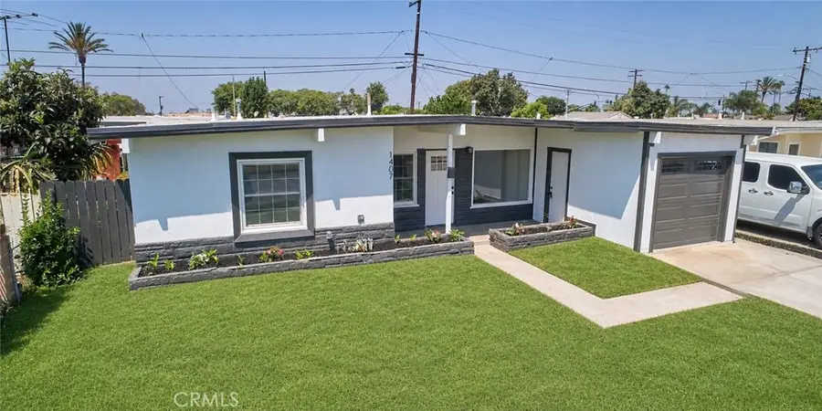 1407 S Hillford Avenue, Compton, CA 90220 - #3