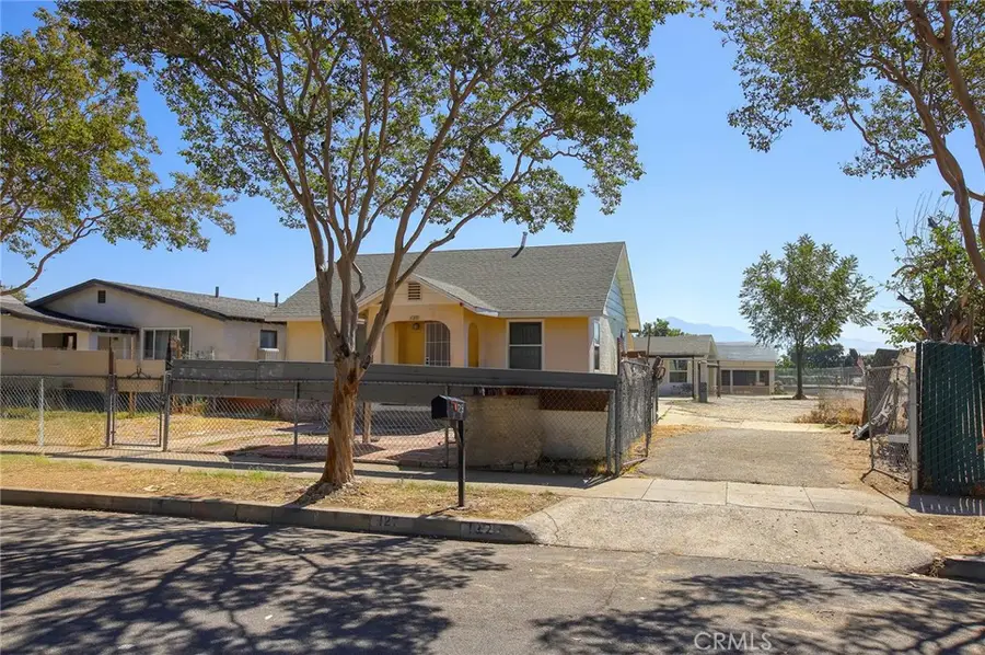 125 N Date Avenue, Rialto, CA 92376 - #2