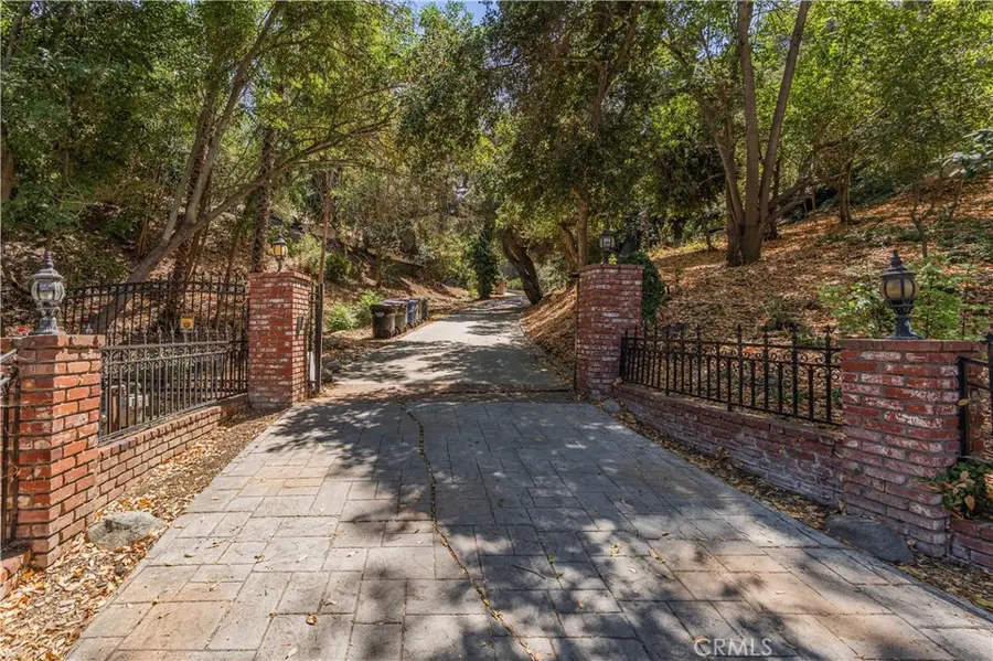 2418 S Buenos Aires, Covina, CA 91724 - #2