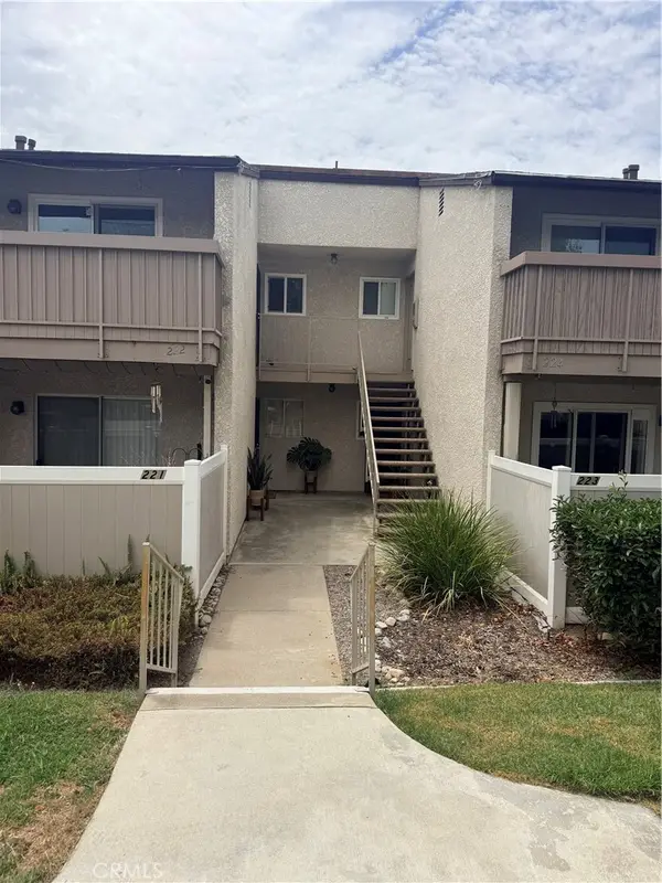 8990 19th #222, Rancho Cucamonga, CA 91701