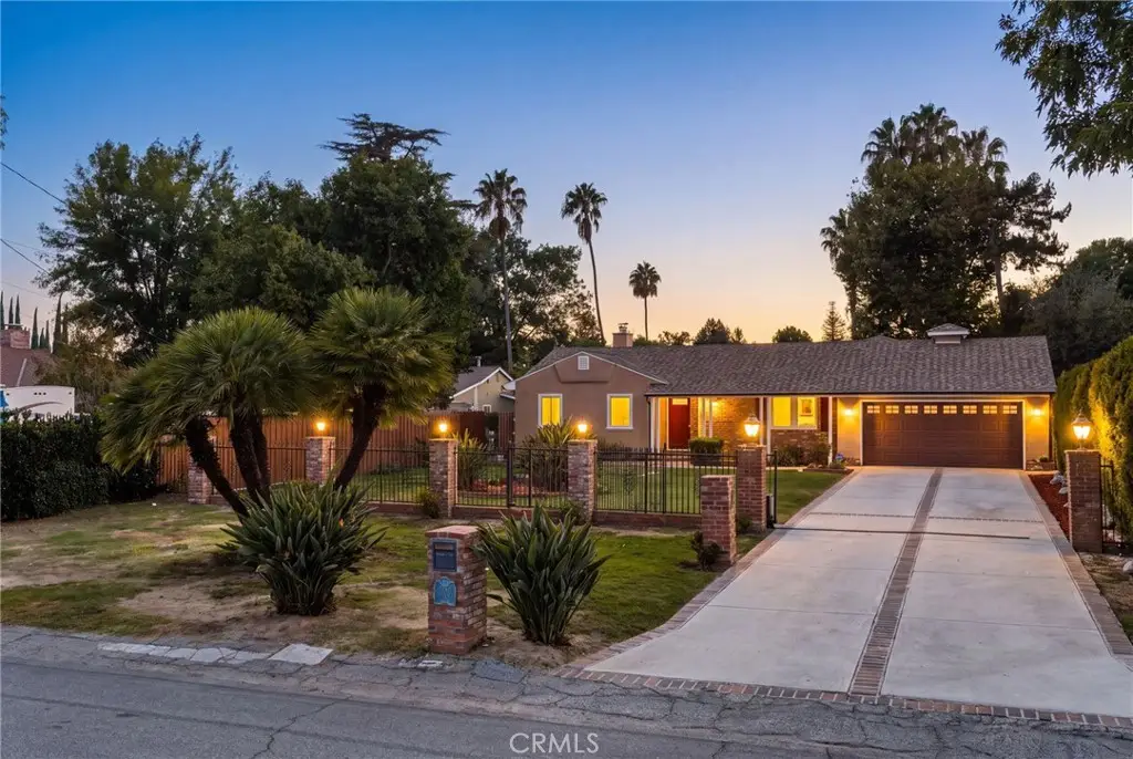 8847 White Oak Avenue, Northridge, CA 91325 - #1