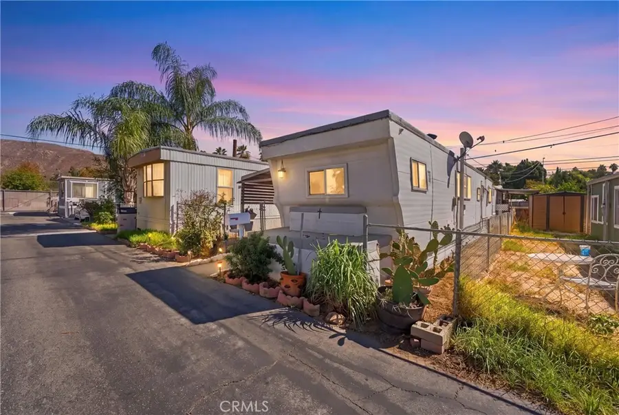 5925 Mission Boulevard #15, Riverside, CA 92509 - #3